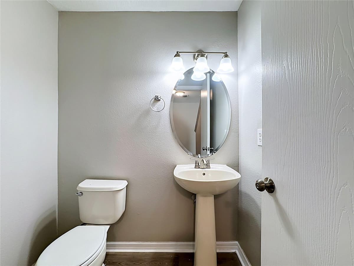 6320 MAGNOLIA TRAILS LANE — photo 10 of 26