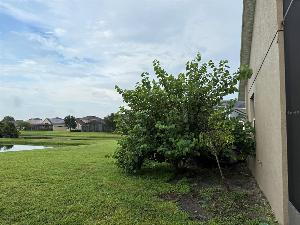 10856 BREAKING ROCKS DRIVE — photo 11 of 47