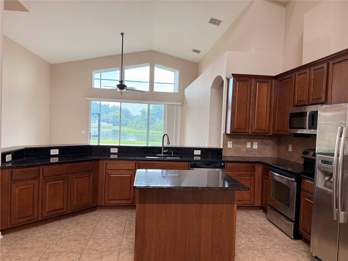 10856 BREAKING ROCKS DRIVE — photo 6 of 47