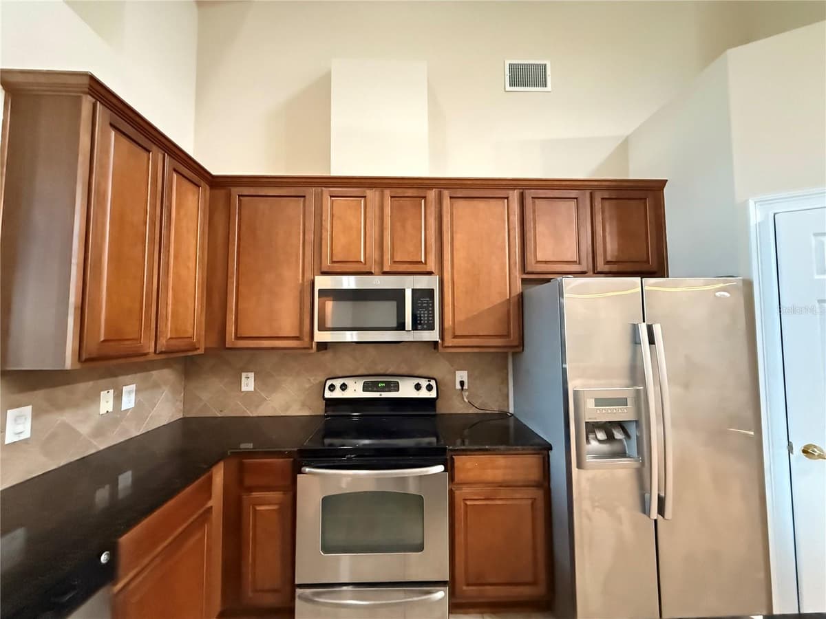 10856 BREAKING ROCKS DRIVE — photo 5 of 47