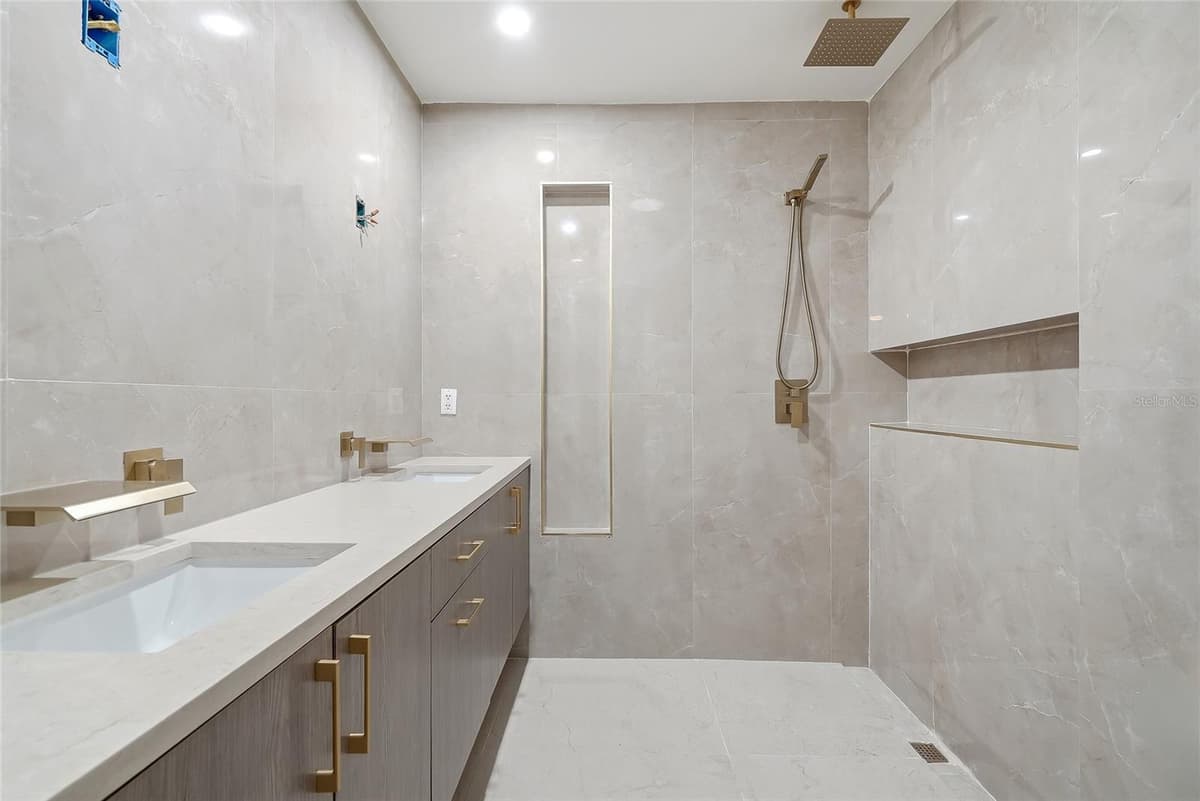 16403 BONNEVILLE DRIVE — photo 30 of 59