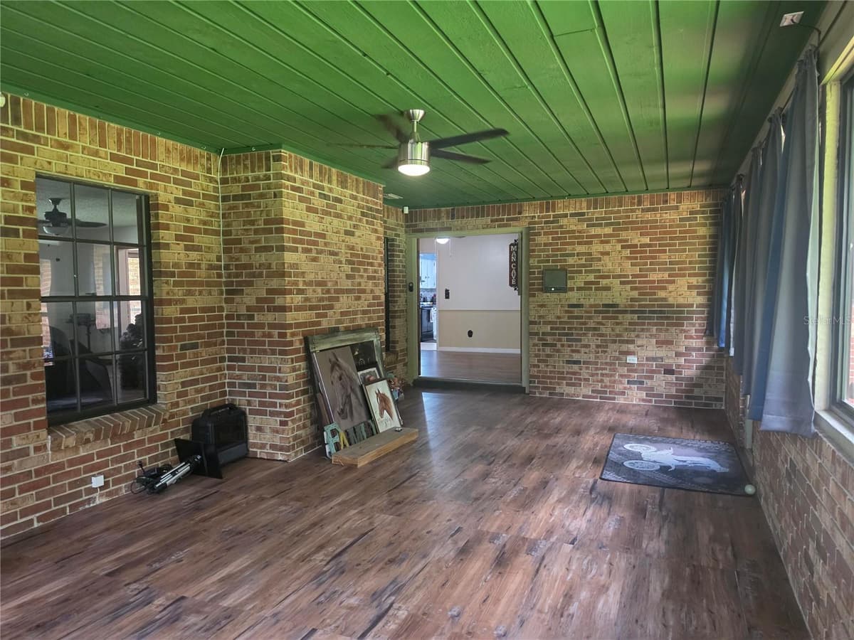 2417 OAK PARK DRIVE — photo 34 of 39