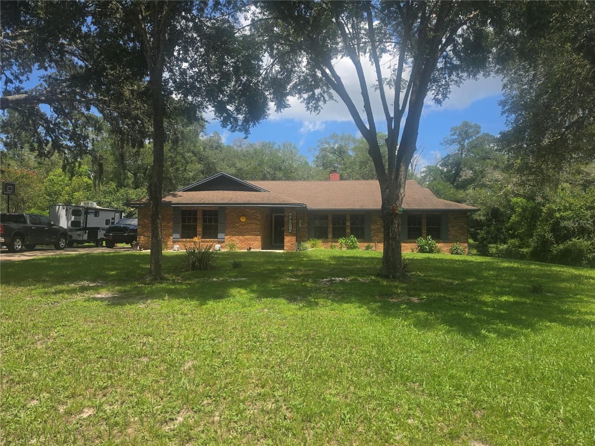 2417 OAK PARK DRIVE — photo 1 of 39