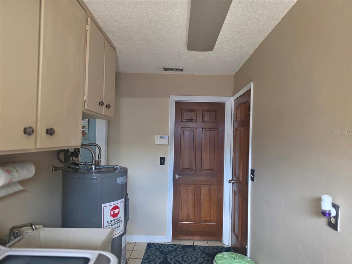 2417 OAK PARK DRIVE — photo 37 of 39