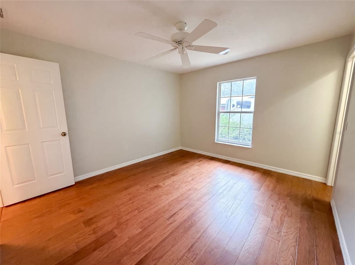 11540 CAMP DRIVE — photo 15 of 37