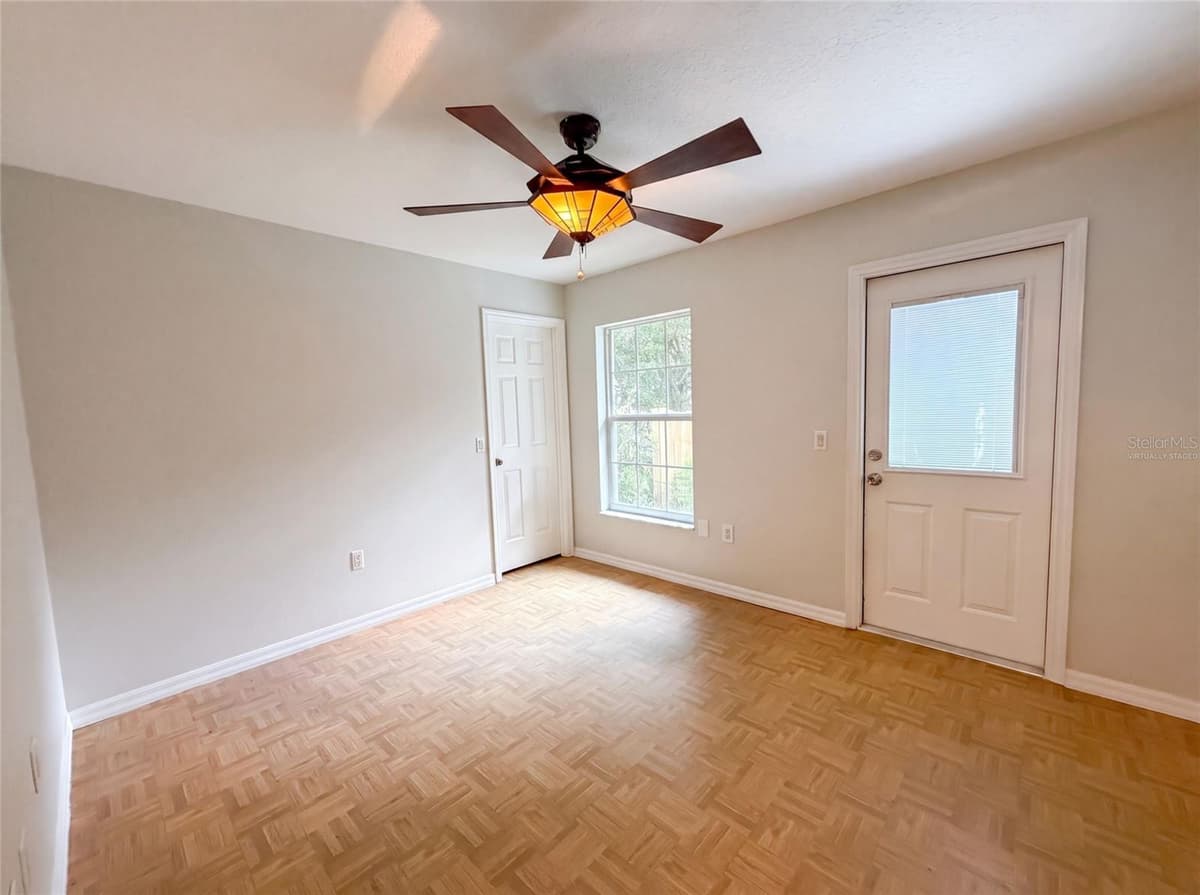11540 CAMP DRIVE — photo 4 of 37