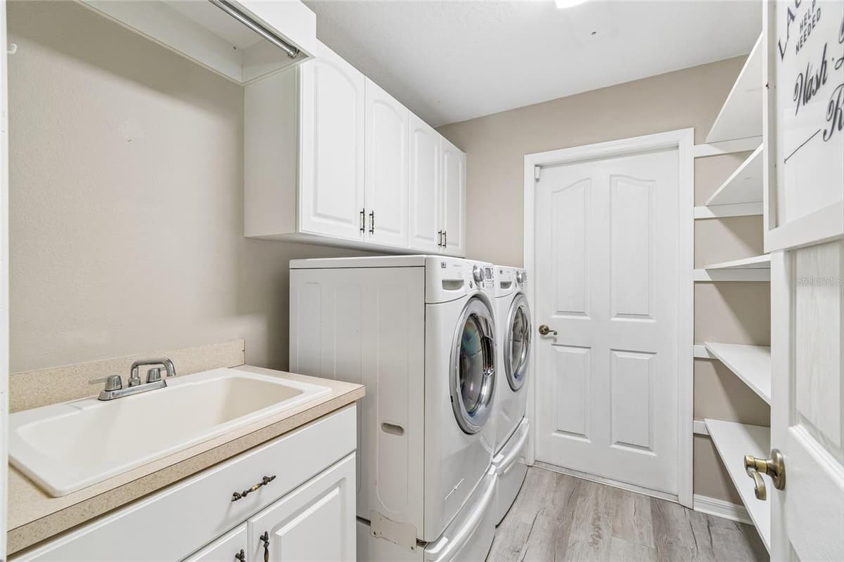 8293 NITTANY ROAD — photo 9 of 41