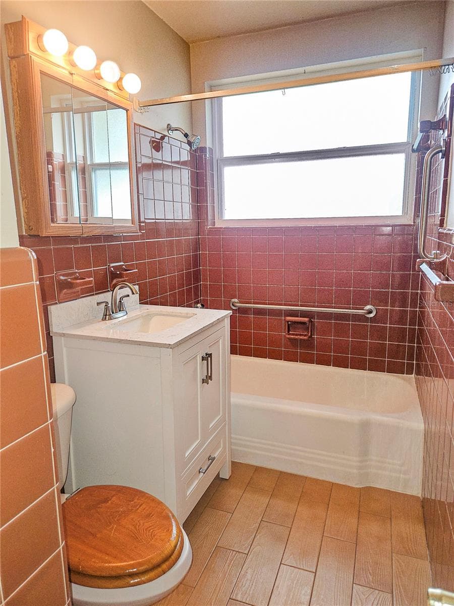 1820 LOMBARDY DRIVE — photo 14 of 20