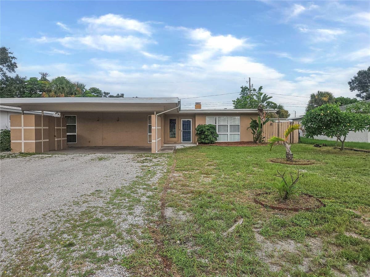 1820 LOMBARDY DRIVE — photo 1 of 20