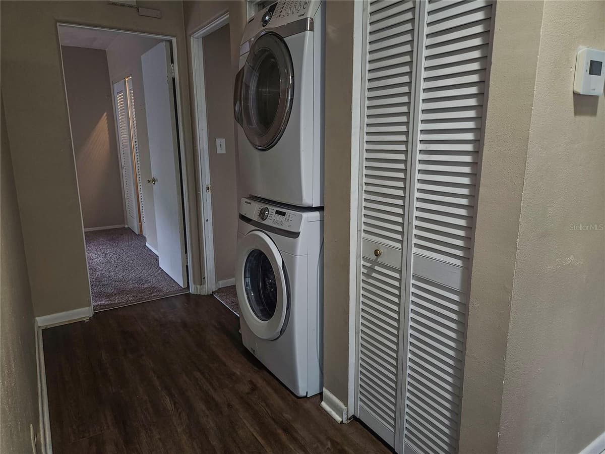 1820 LOMBARDY DRIVE — photo 10 of 20