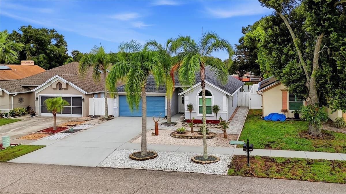 6804 MIRROR LAKE AVENUE — photo 39 of 46