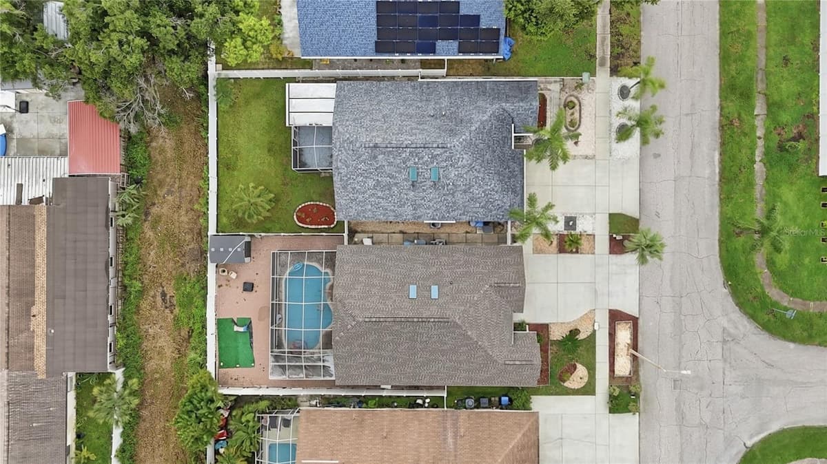6804 MIRROR LAKE AVENUE — photo 43 of 46