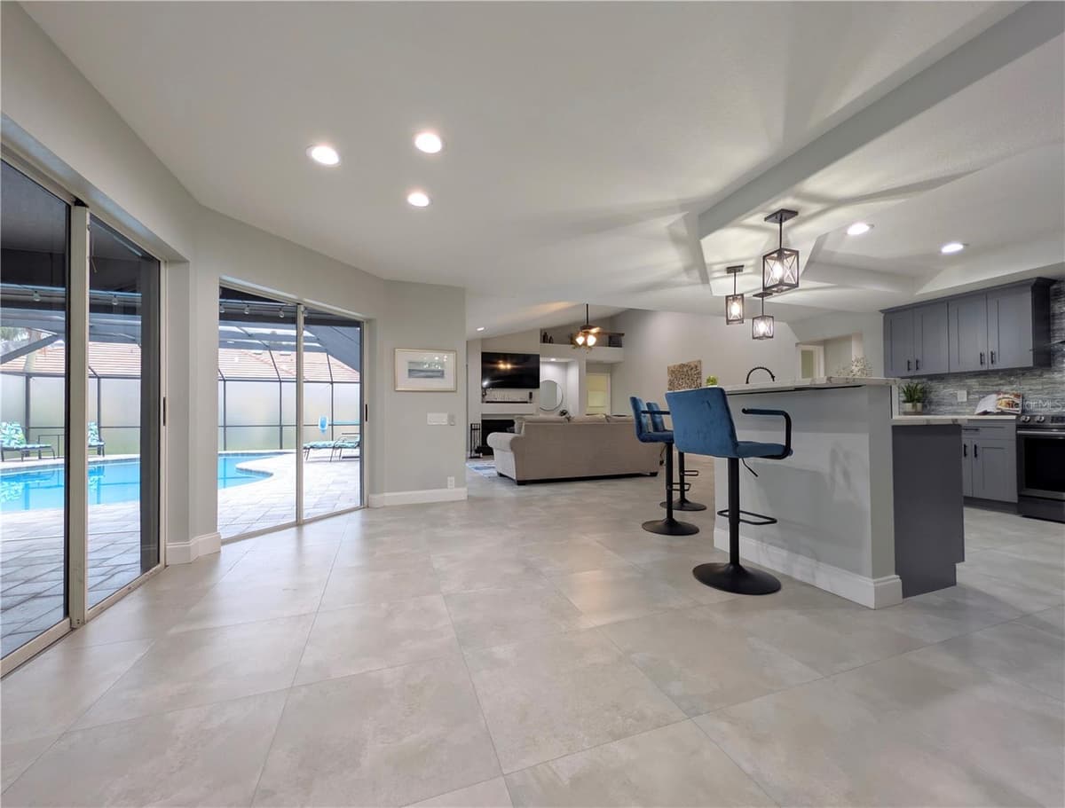 5101 LONGBOAT BOULEVARD — photo 4 of 36