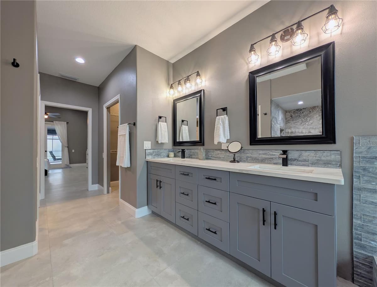 5101 LONGBOAT BOULEVARD — photo 14 of 36