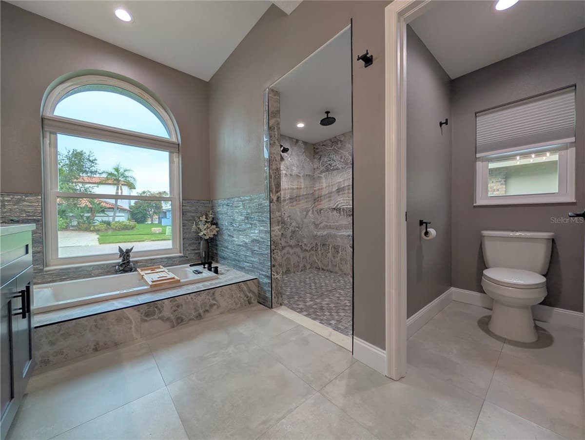 5101 LONGBOAT BOULEVARD — photo 11 of 36