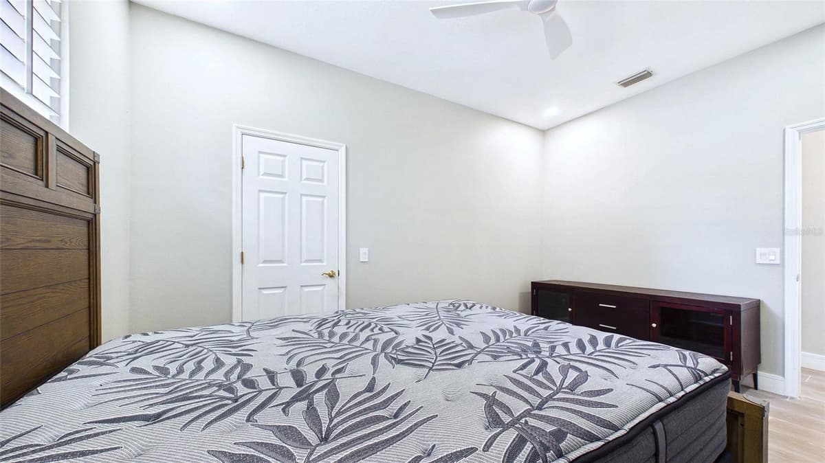 7225 RIVER FOREST LANE — photo 43 of 70