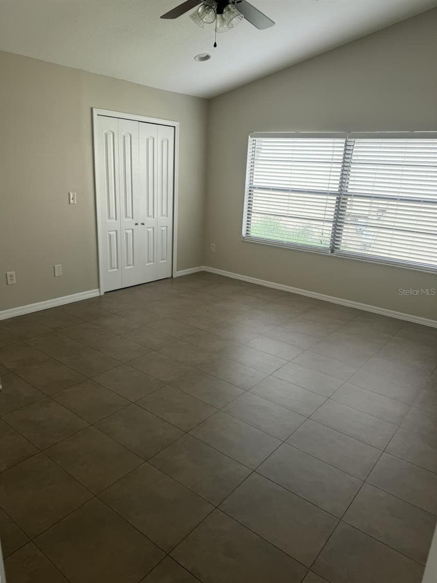1114 SEAFARER LANE — photo 11 of 24