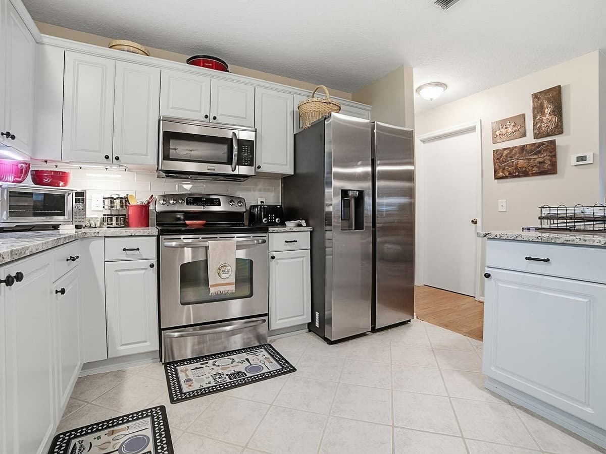 1507 GARDENA COURT — photo 10 of 42