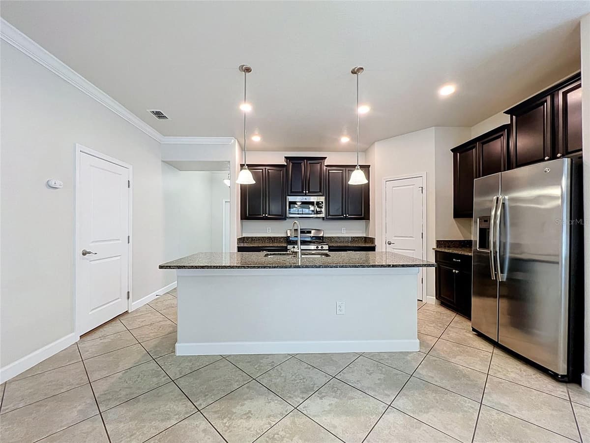 3160 CALVANO DRIVE — photo 11 of 31