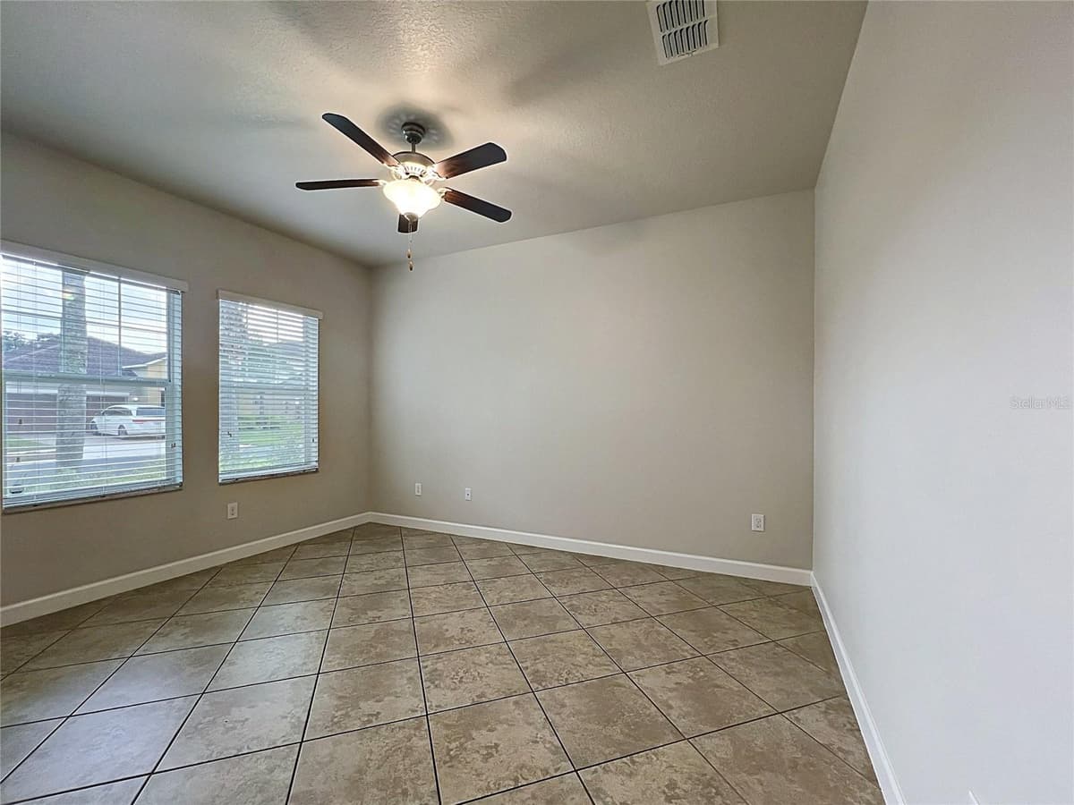 3160 CALVANO DRIVE — photo 5 of 31