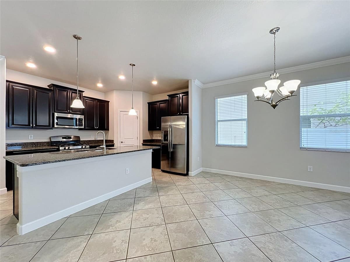3160 CALVANO DRIVE — photo 10 of 31