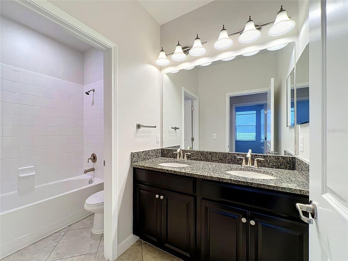 3160 CALVANO DRIVE — photo 27 of 31