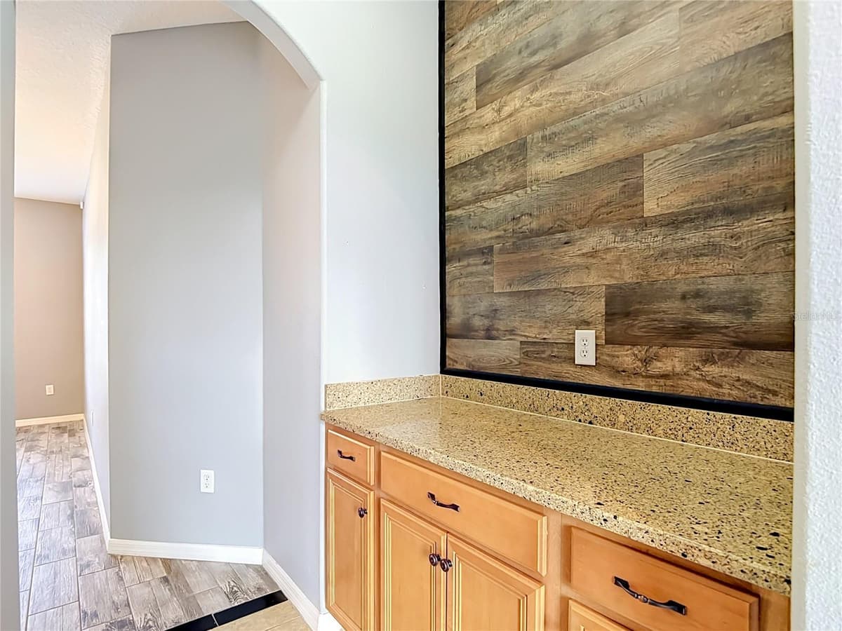 4736 POINTE O WOODS DRIVE — photo 22 of 99