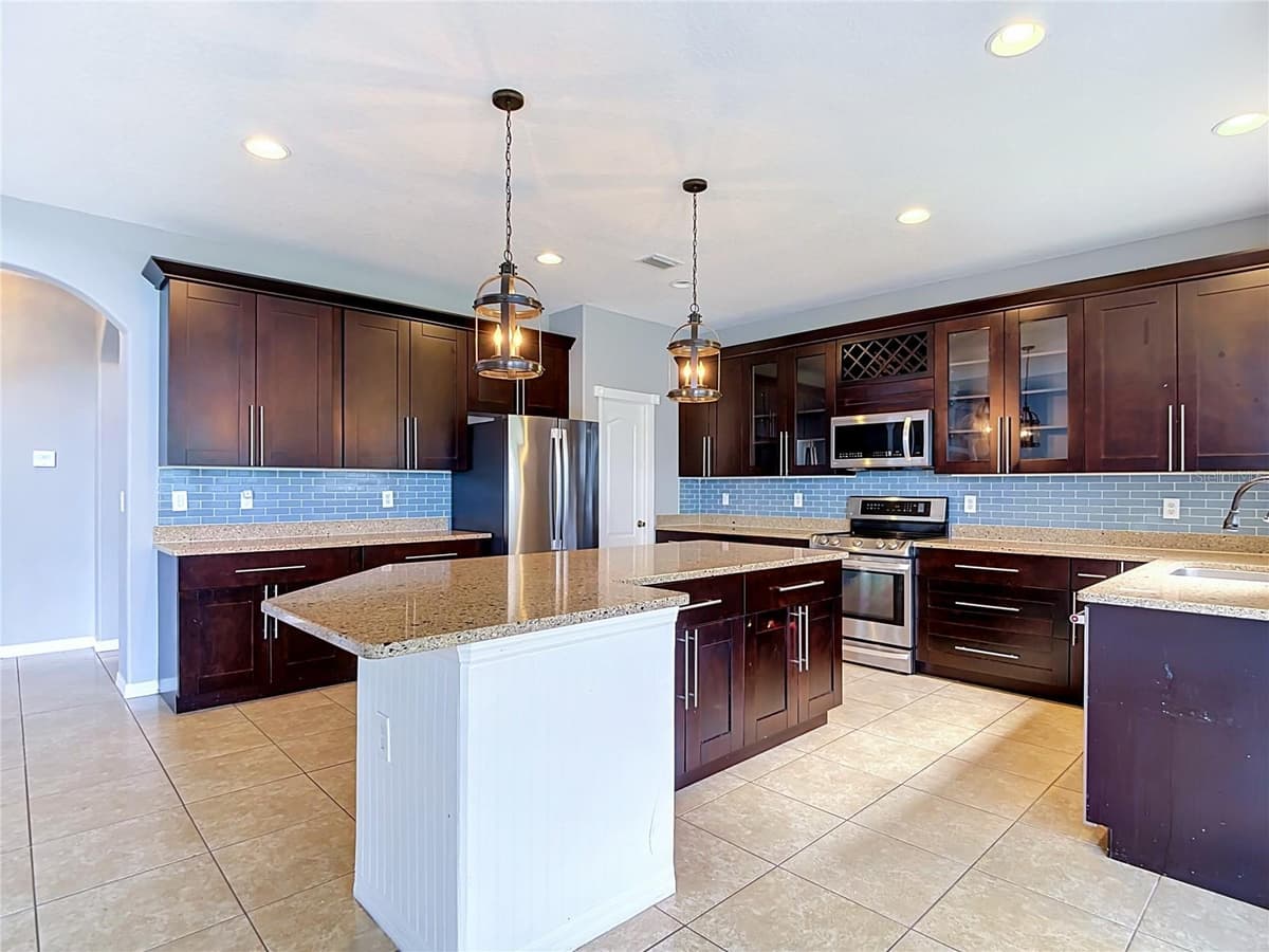 4736 POINTE O WOODS DRIVE — photo 28 of 99