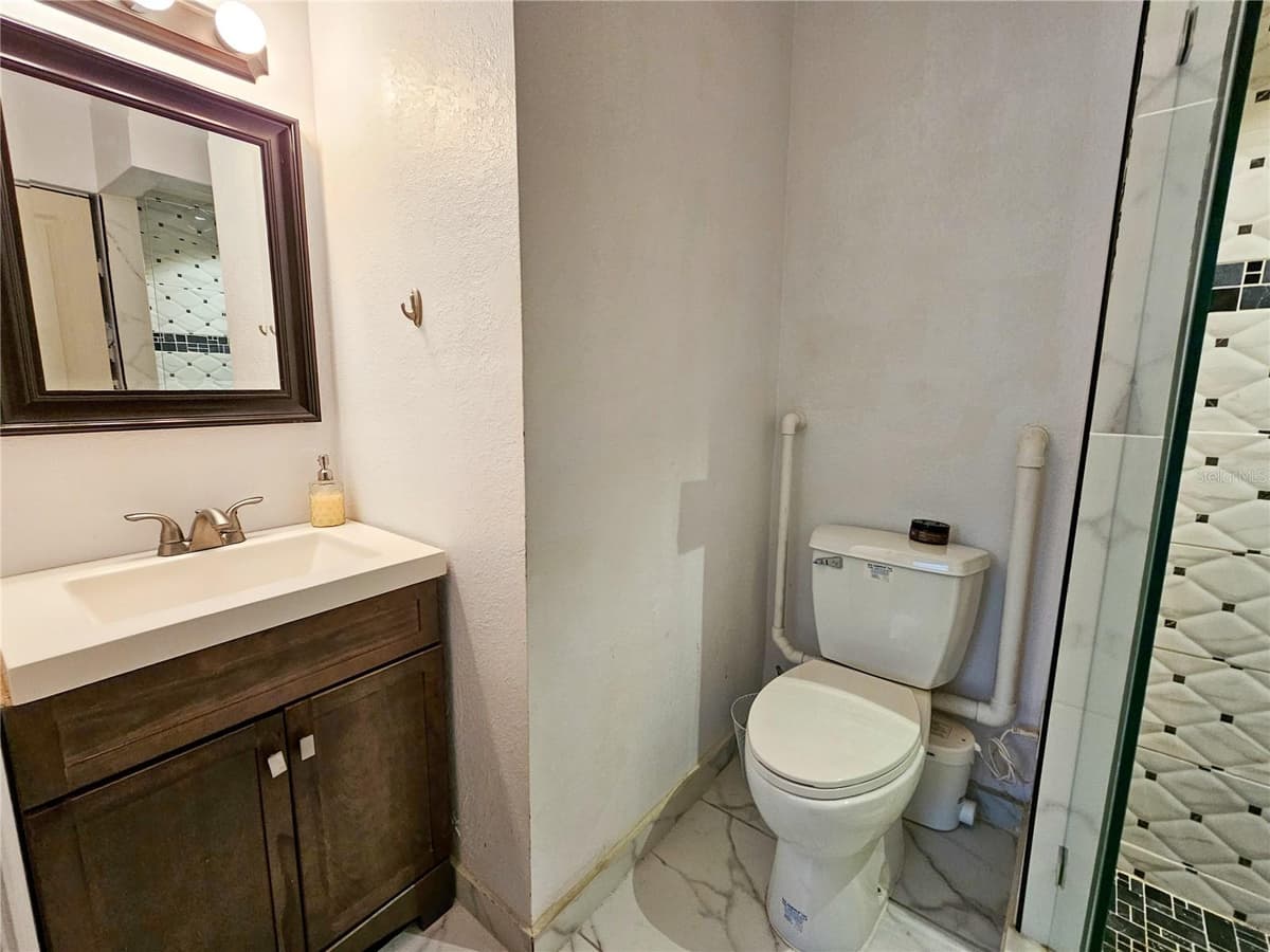 212 CORTEZ AVENUE — photo 30 of 41