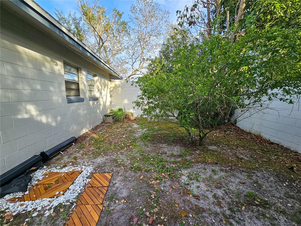 212 CORTEZ AVENUE — photo 40 of 41