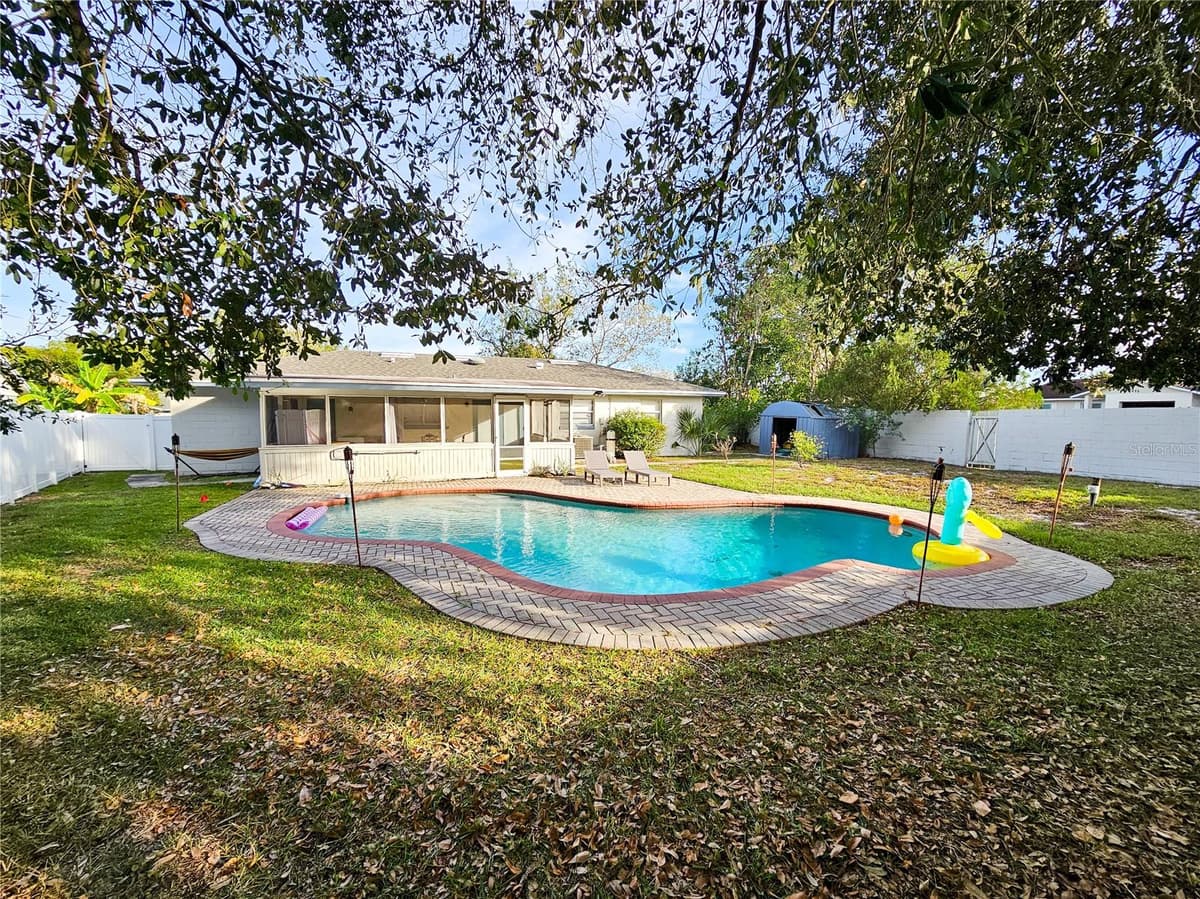 212 CORTEZ AVENUE — photo 38 of 41
