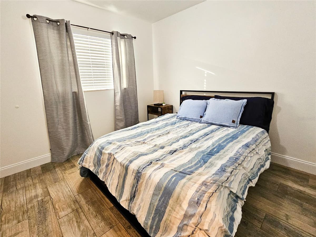 212 CORTEZ AVENUE — photo 18 of 41