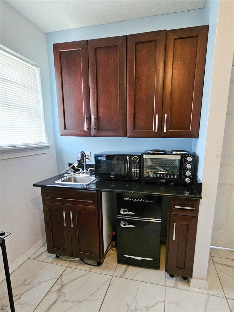 212 CORTEZ AVENUE — photo 21 of 41