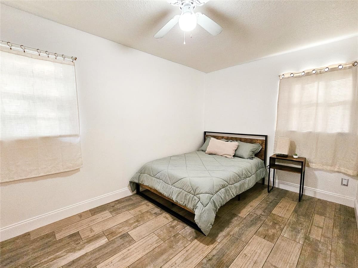 212 CORTEZ AVENUE — photo 15 of 41