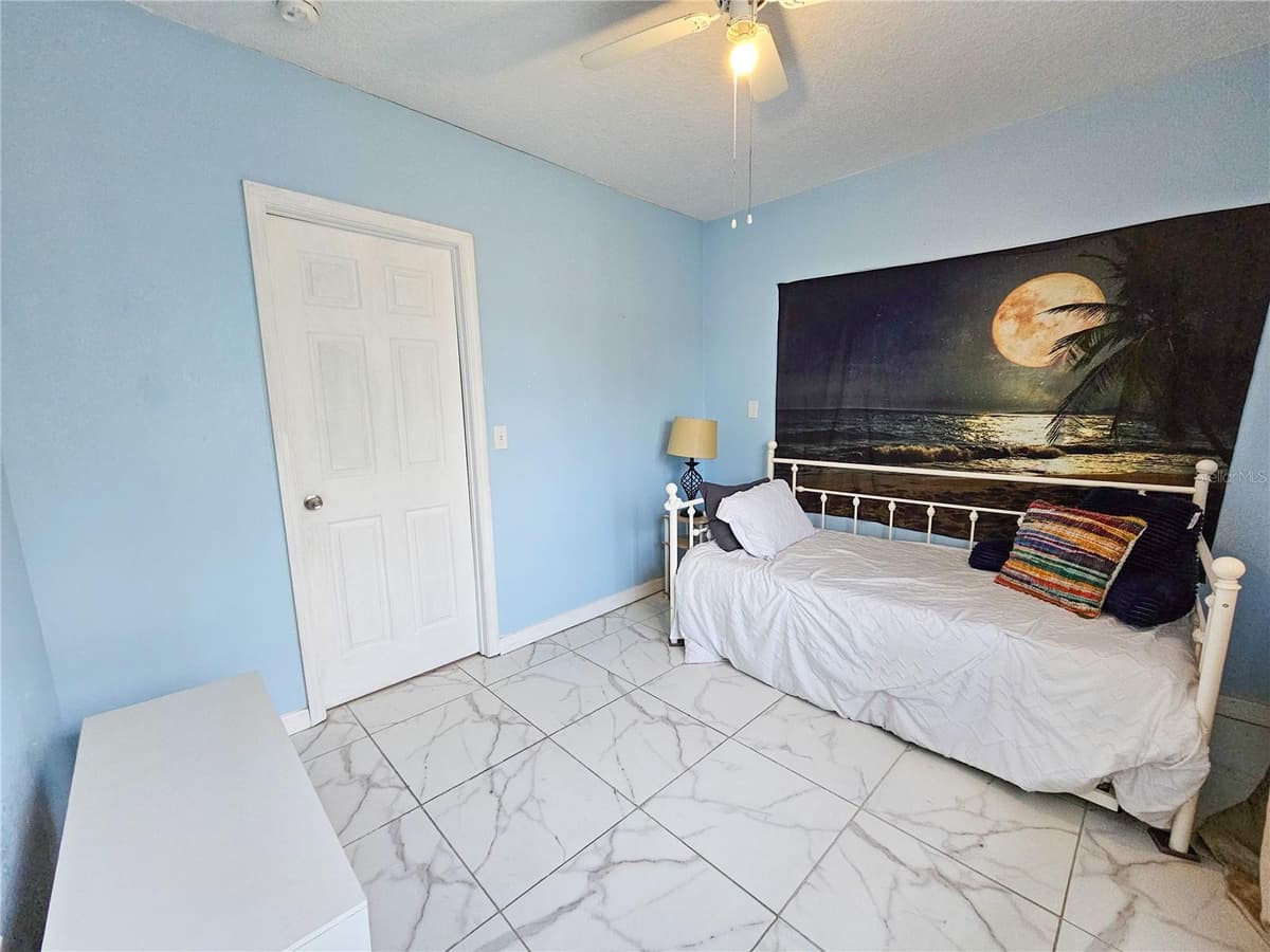 212 CORTEZ AVENUE — photo 37 of 41