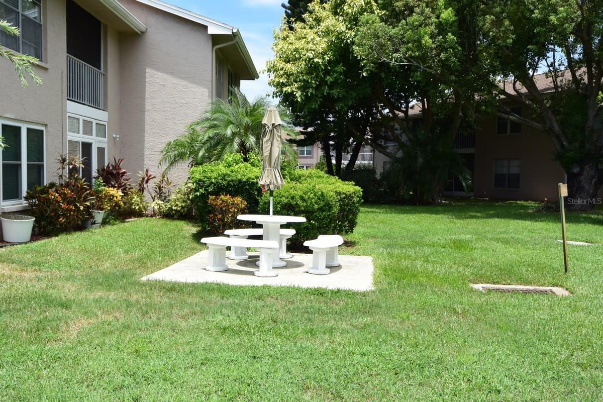 4908 MYRTLE OAK DRIVE — photo 28 of 29