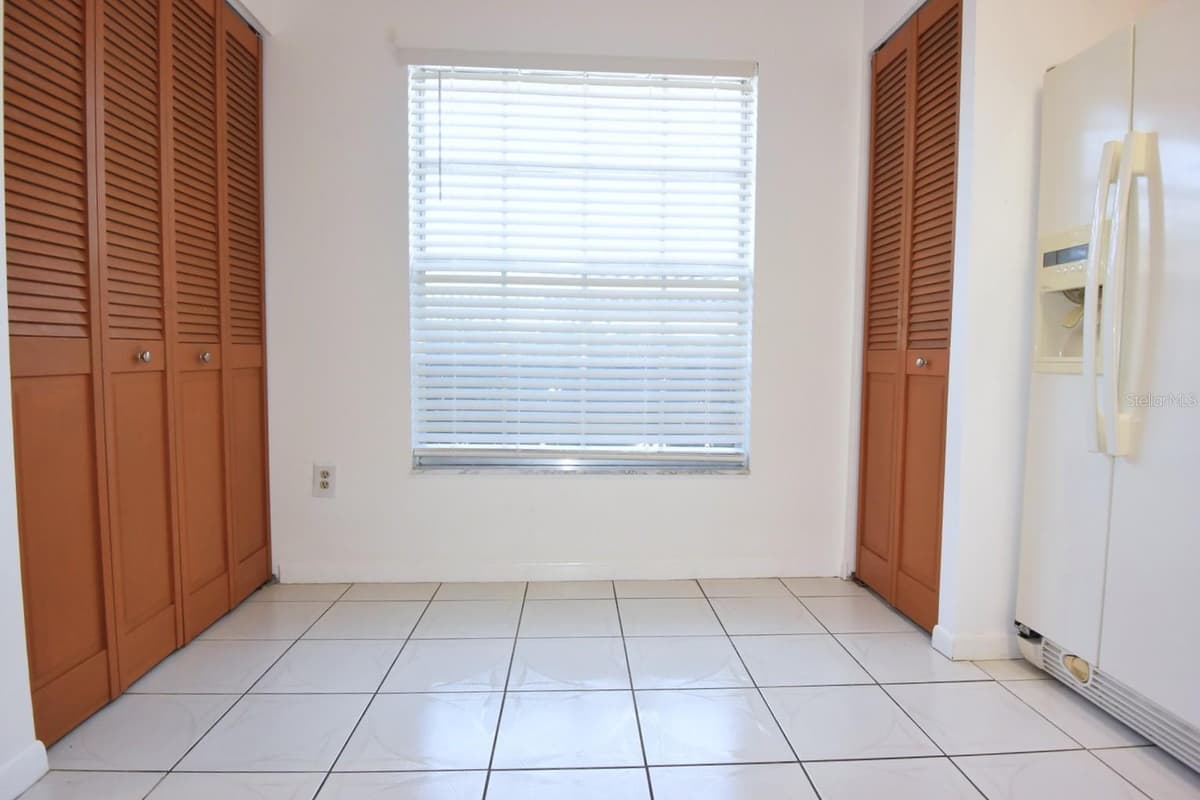 4908 MYRTLE OAK DRIVE — photo 7 of 29