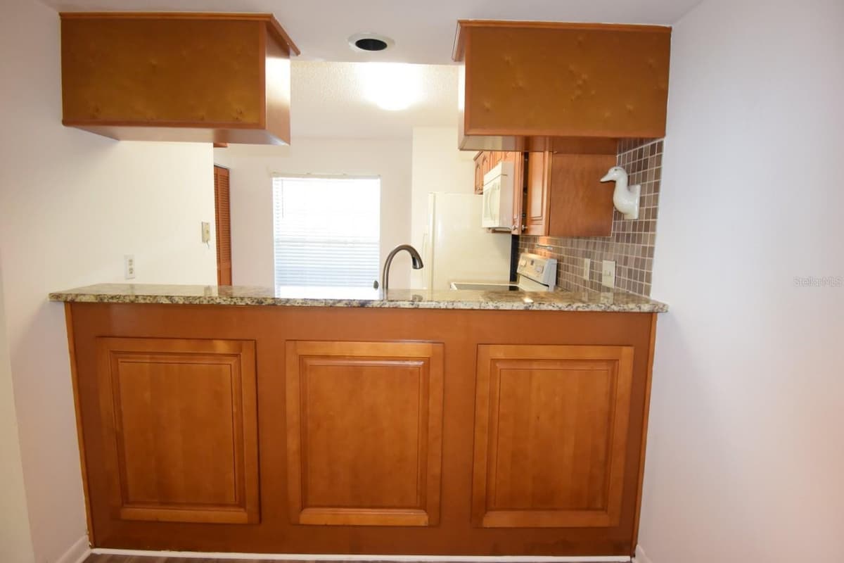4908 MYRTLE OAK DRIVE — photo 17 of 29