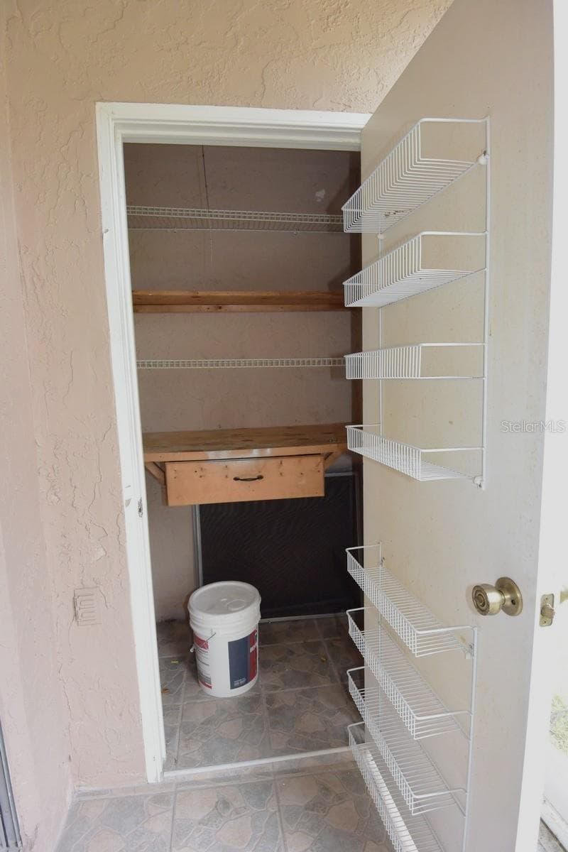 4908 MYRTLE OAK DRIVE — photo 26 of 29