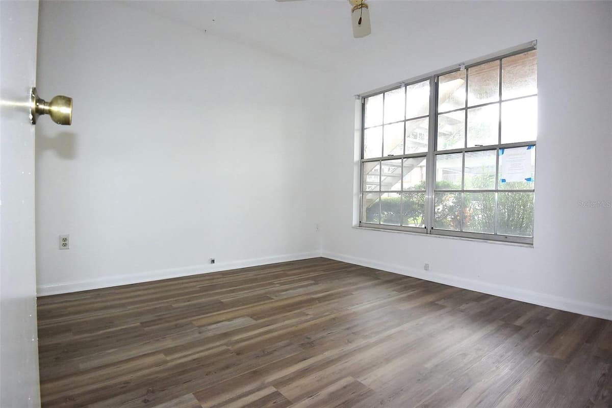 4908 MYRTLE OAK DRIVE — photo 23 of 29