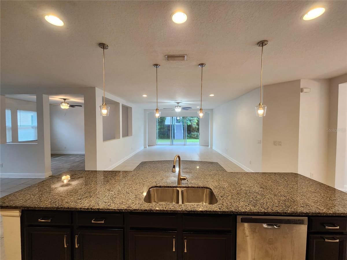 10457 WATERSTONE DRIVE — photo 3 of 76