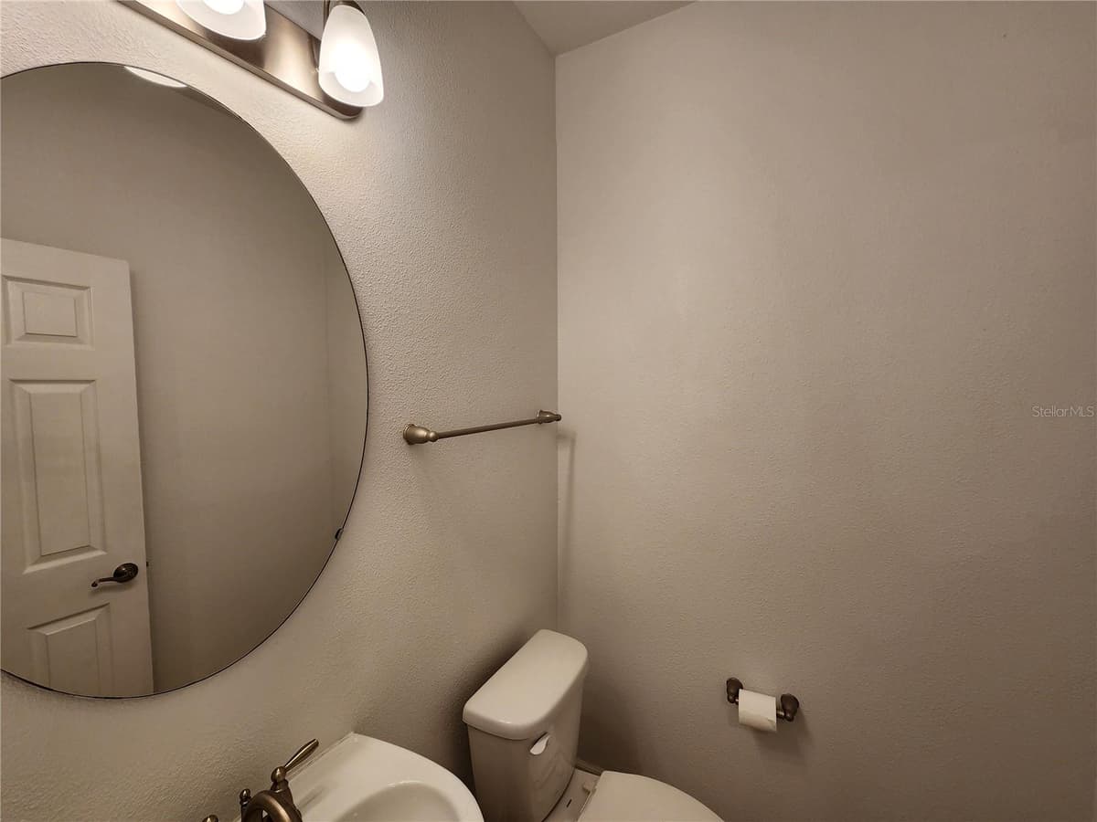 10457 WATERSTONE DRIVE — photo 54 of 76