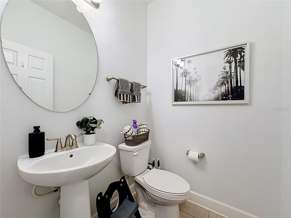 10457 WATERSTONE DRIVE — photo 53 of 76