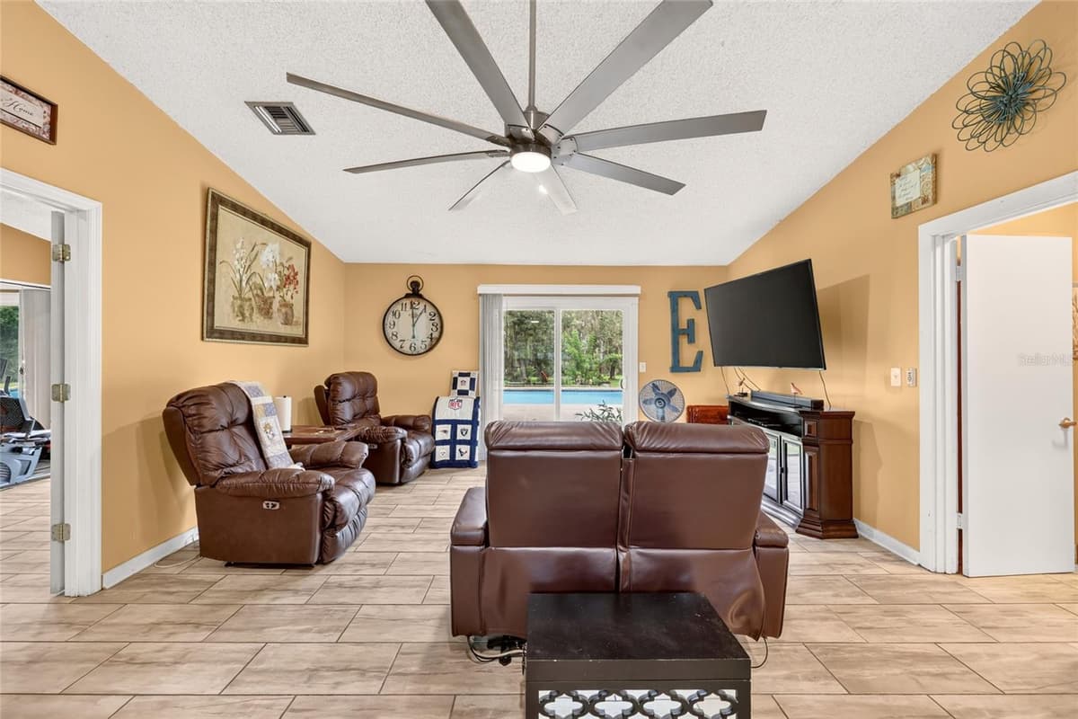 35446 FOURAKER DRIVE — photo 28 of 69