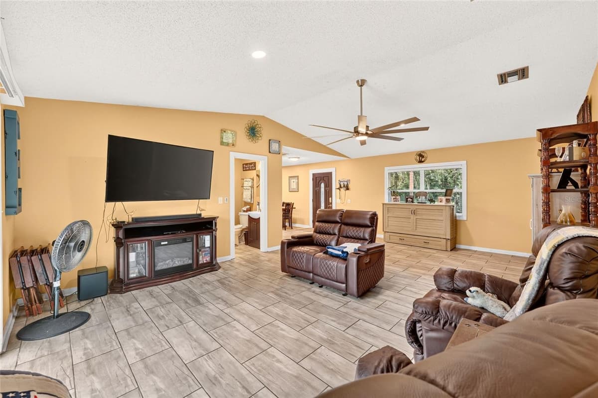 35446 FOURAKER DRIVE — photo 31 of 69