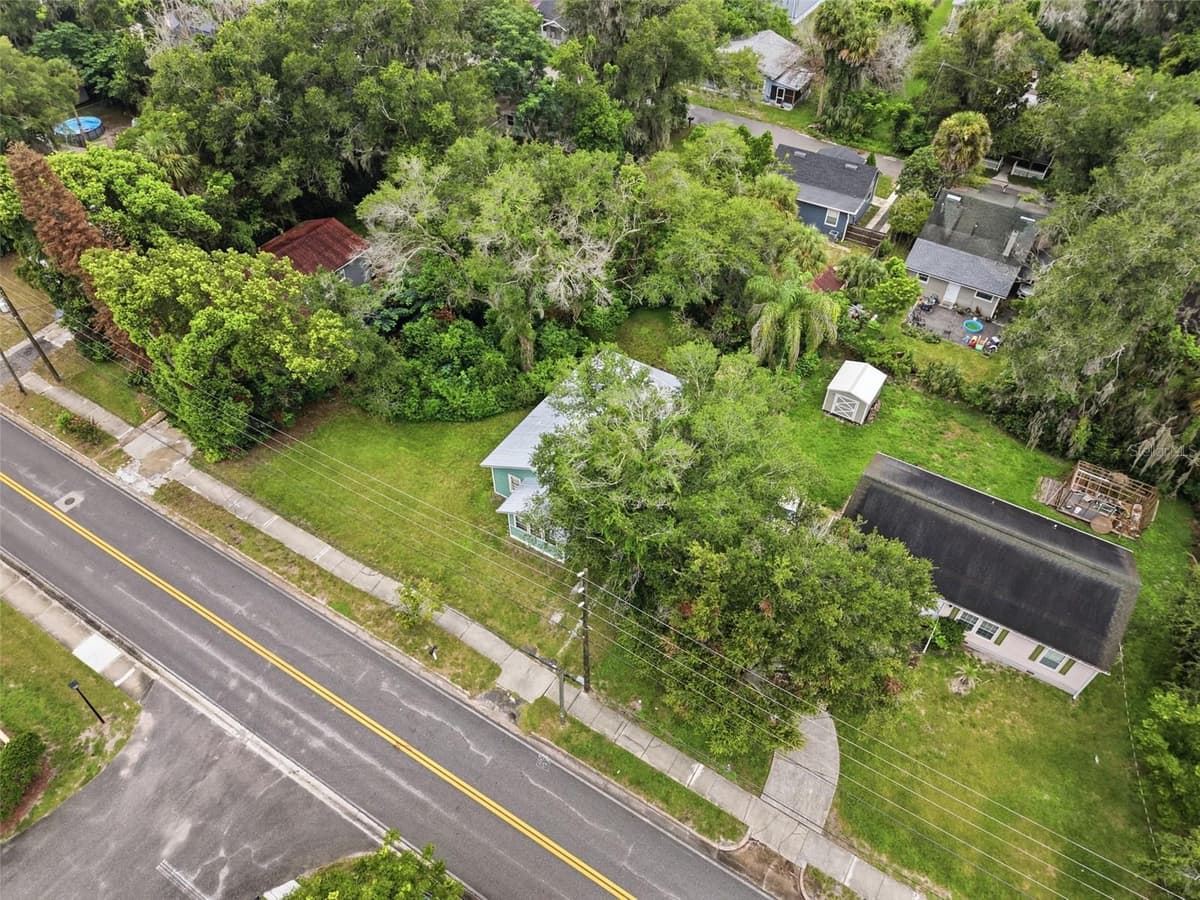 316 AMELIA AVENUE — photo 32 of 38
