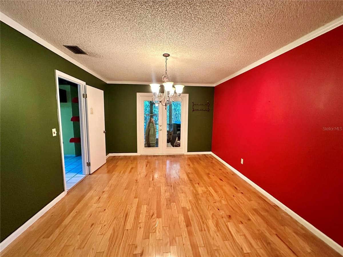 9138 LESWOOD STREET — photo 5 of 16