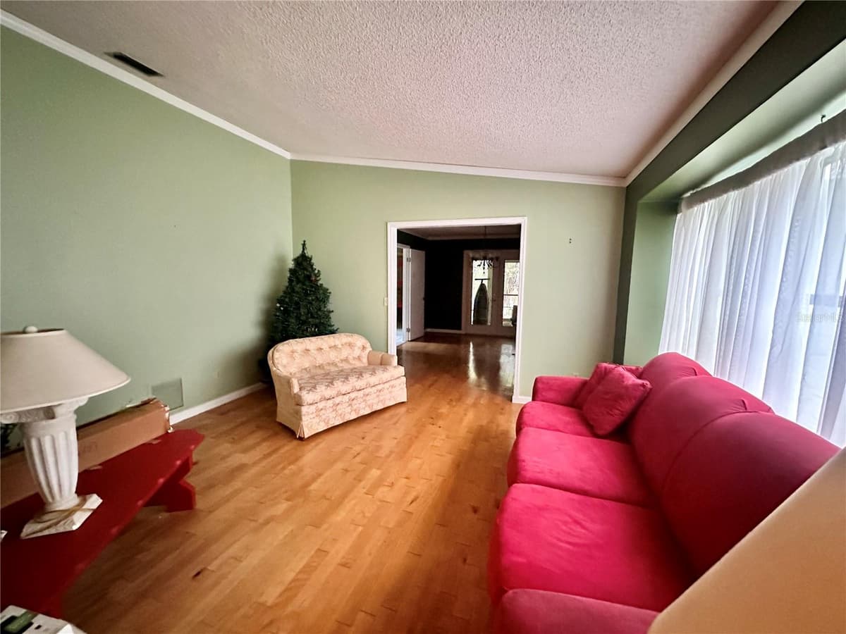 9138 LESWOOD STREET — photo 10 of 16