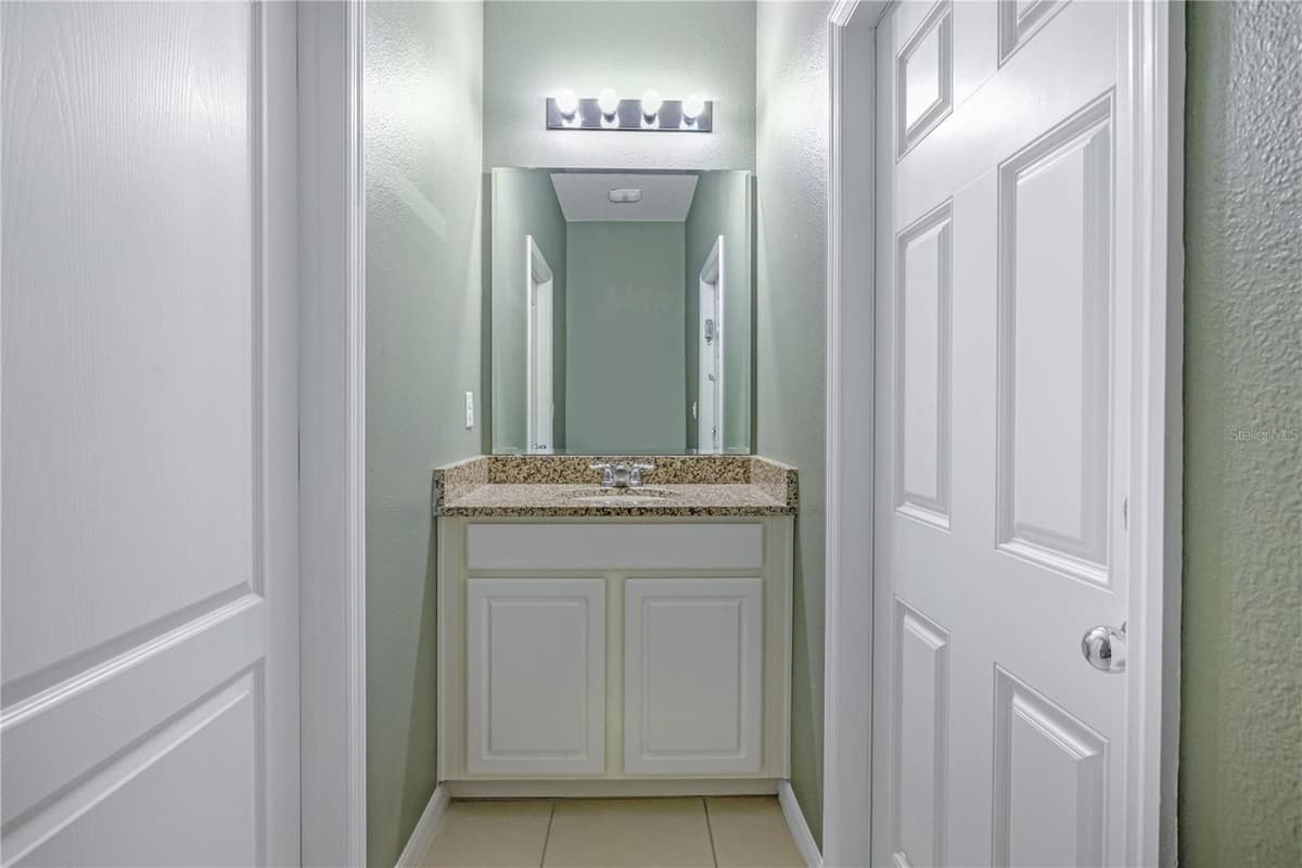 5207 WILDWOOD WAY — photo 14 of 52