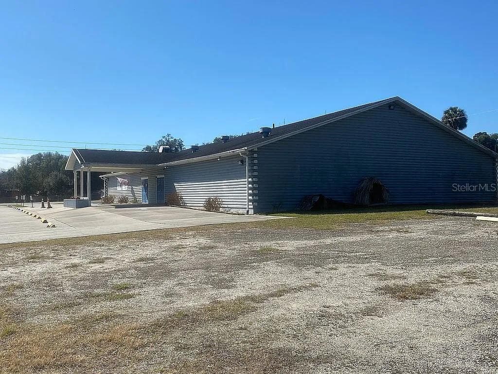 301 BLUE SPRINGS AVENUE — photo 4 of 47
